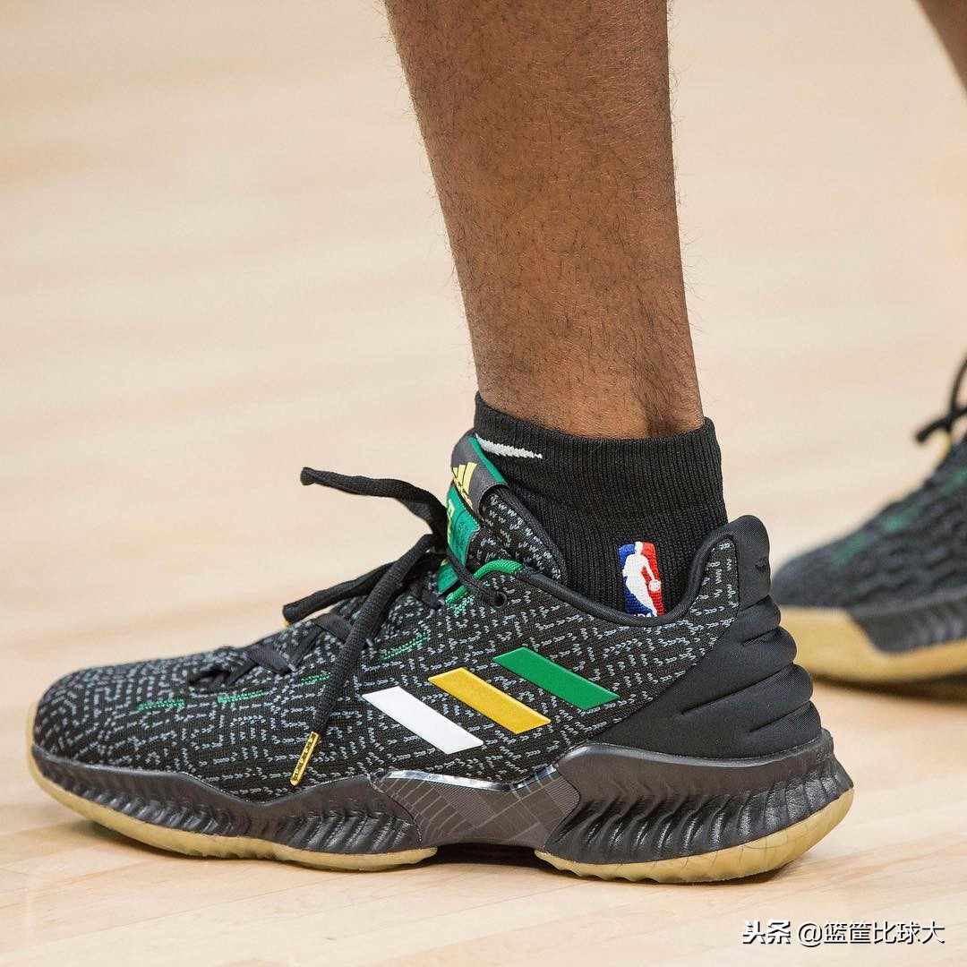李小龙科比,科比李小龙球鞋