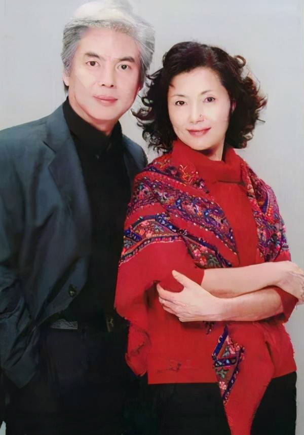 姜黎黎和谁在一起了,姜黎黎感情