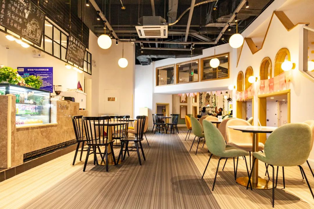 大连童话城堡,大连和平广场乐园