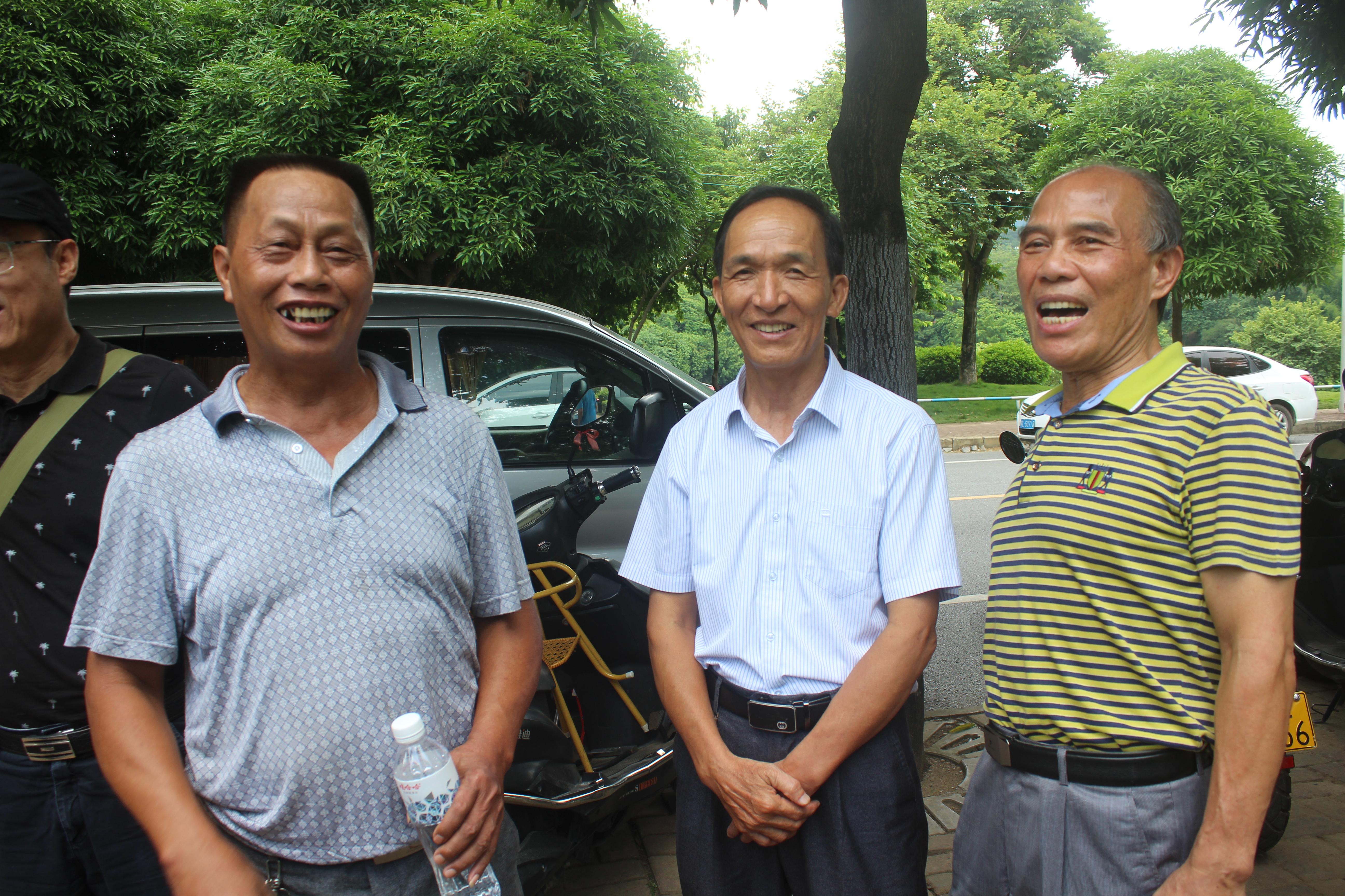 走进广空岁月永恒——地空导弹六团与四五八医院战友庆“八一”