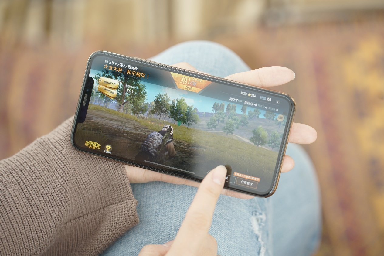 苹果15promax邦克仕康宁钢化膜,iphone15promax邦克仕康宁膜