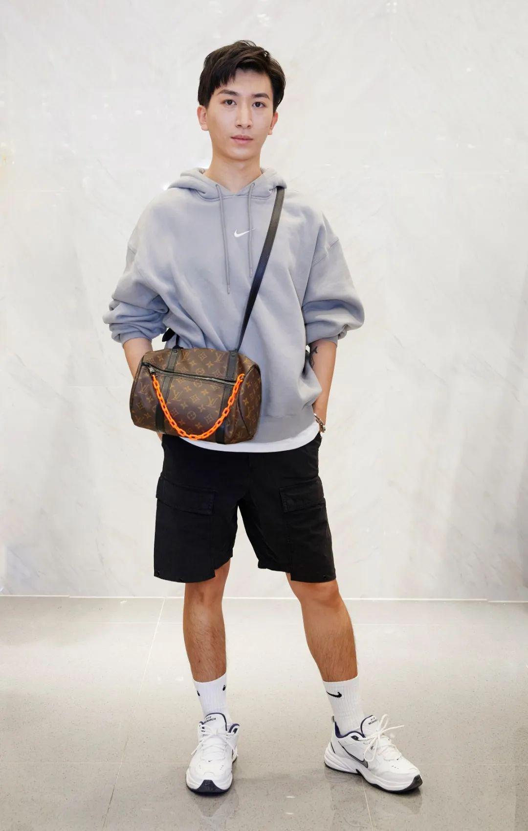 浣庤皟鐨勭敺鍚屼簨,娌夐粯瀵¤█鐨勭敺鍚屼簨