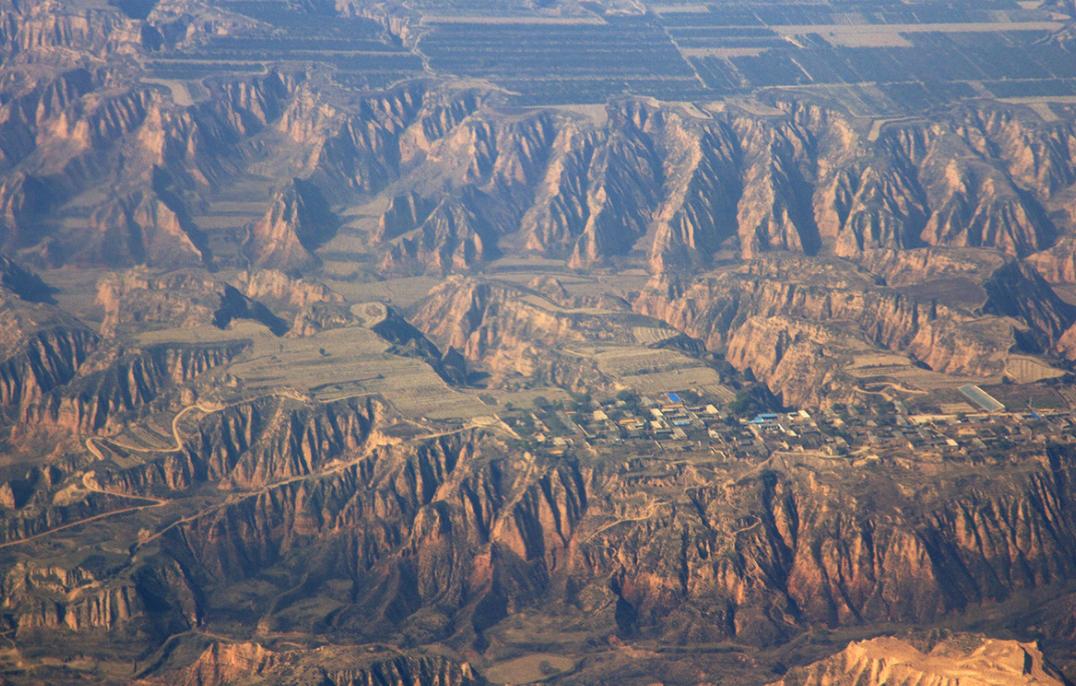 植树造林40年,黄河水变清中国植树造林