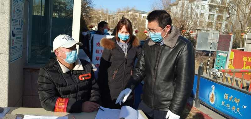 肃州区汉唐街北社区心贴心志愿者协会*党**支部筑牢疫情防控“红色桥头堡