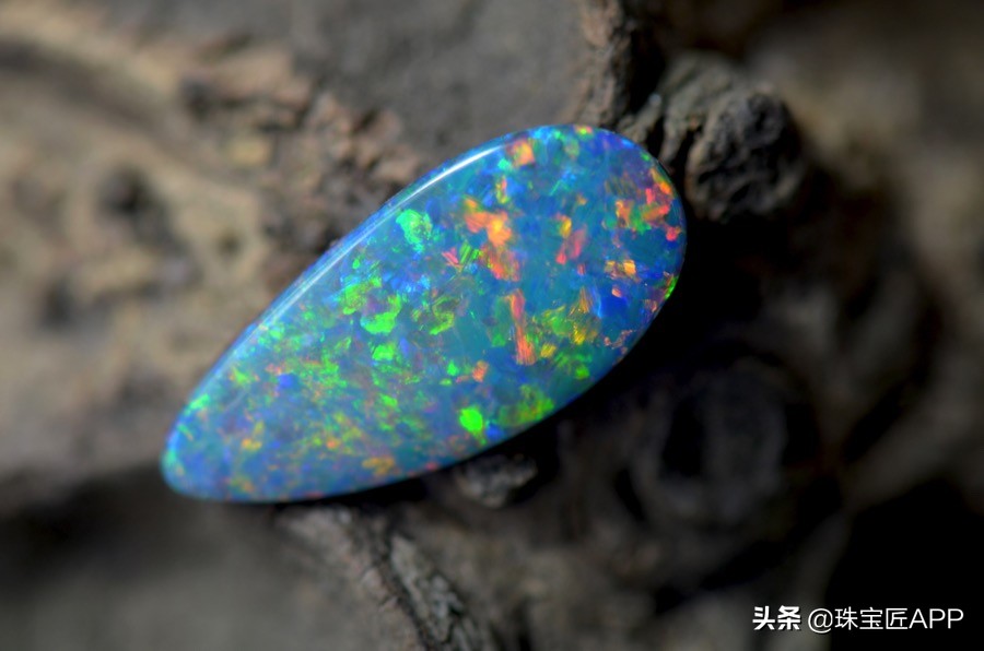 欧泊首饰好吗,欧泊饰品属于什么档次