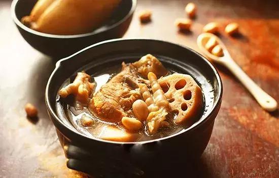 产后排恶露，3款食物你绝对少不了！2种情况需了解，有应对办法