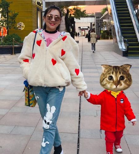 月亮姐姐王昊是讲哪个故事成名的,月亮姐姐王昊和方琼对比照片