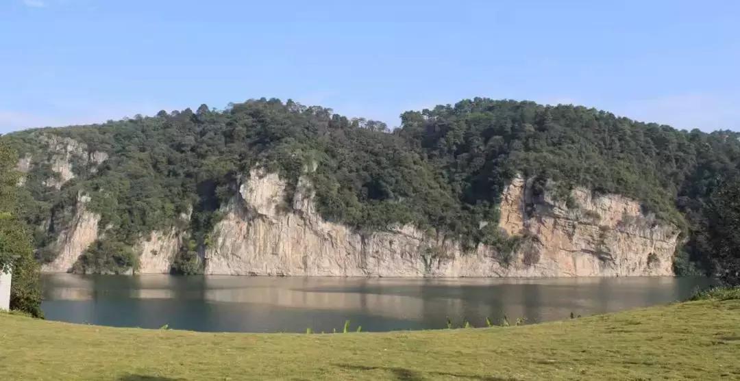 百里柳江“龙凤胎”,这块地为什么这么贵?玄机在这里