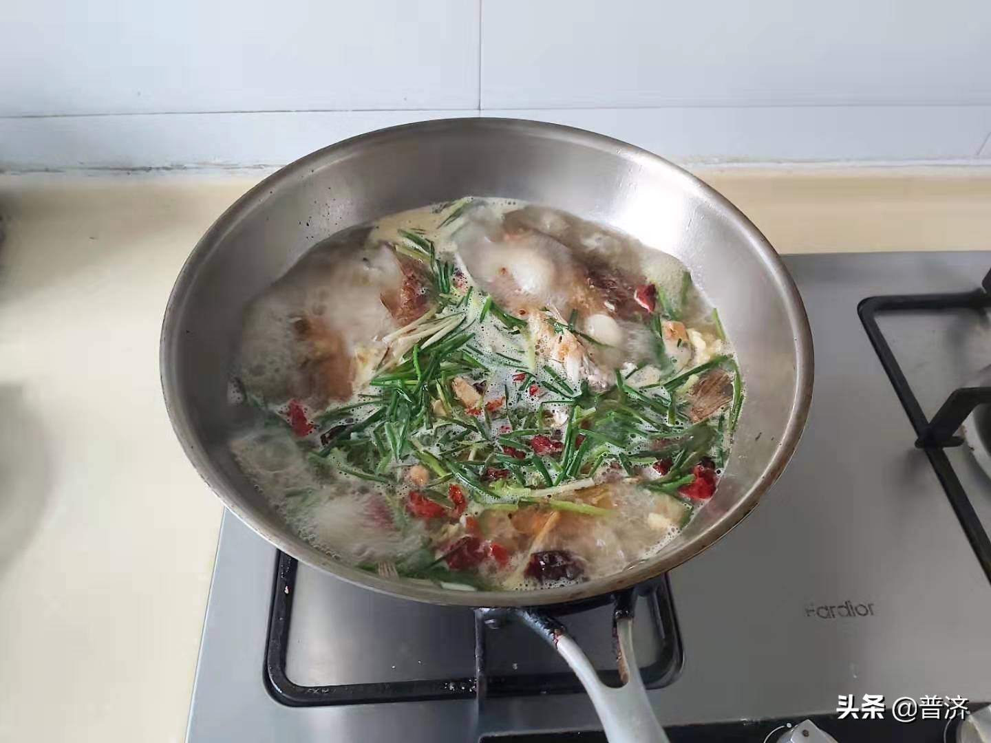 家庭鲫鱼教程,家庭摆擂台视频