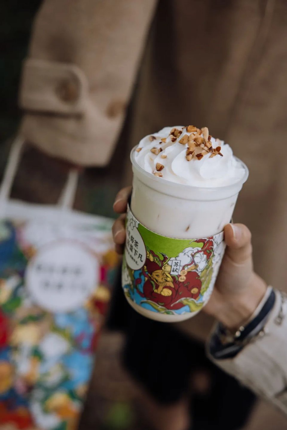 瑞幸新品奶茶,瑞幸茉莉轻乳茶多少毫升