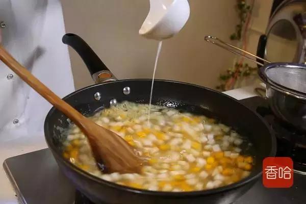 宝宝每次咳嗽我煮一碗汤就搞定,小孩咳嗽一直不好炖什么吃