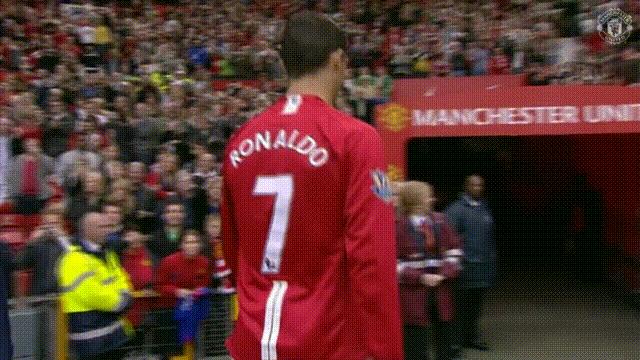 红魔曼联7号变迁,红魔7号传奇与魔咒