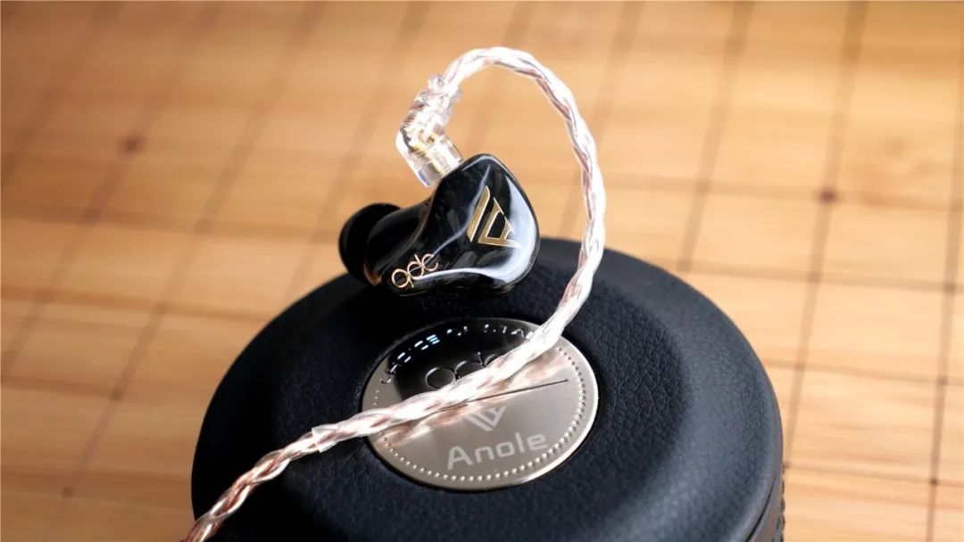 qdc变色龙v14测评,无缺新品