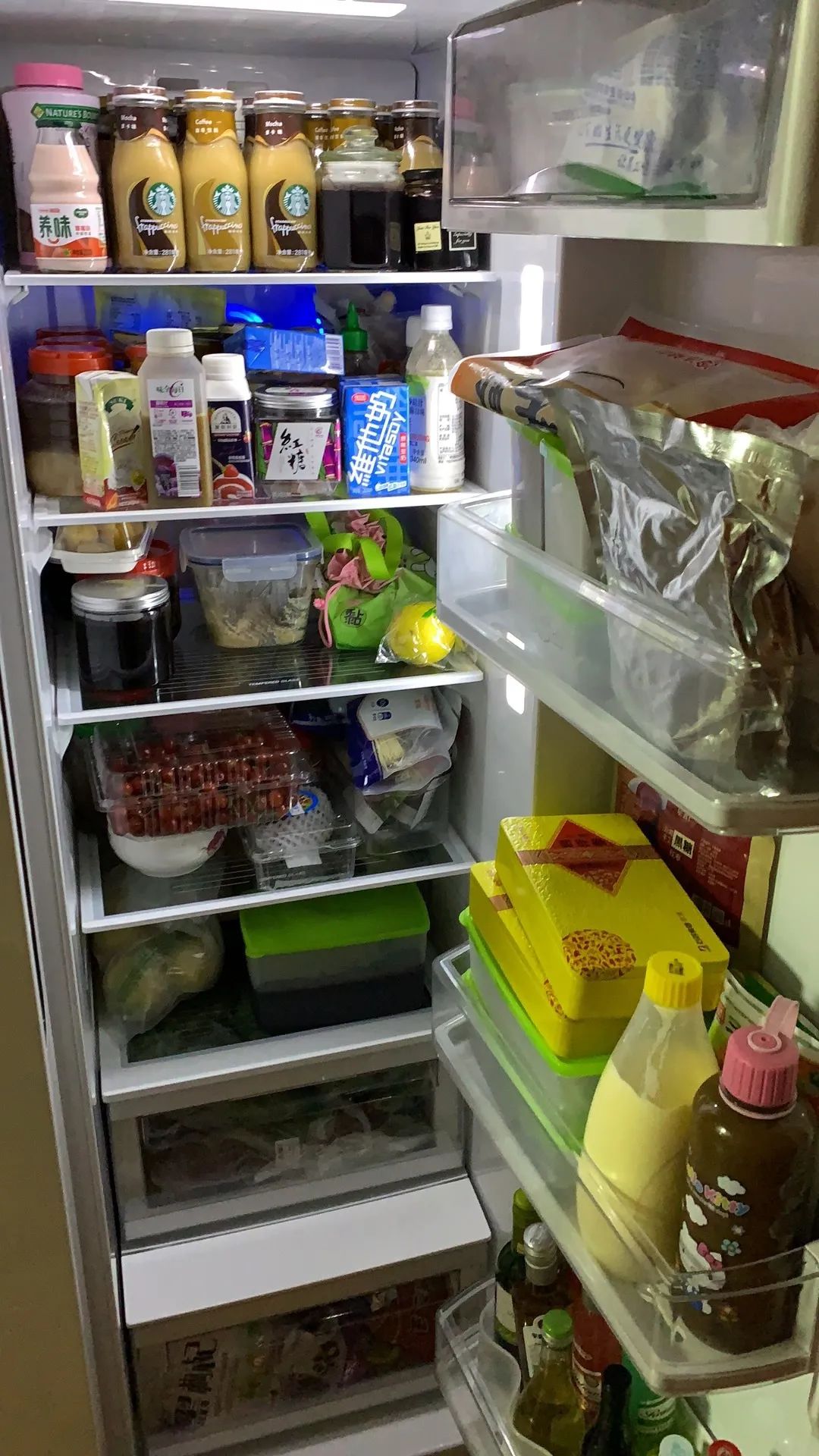 CBD里的Chloe、AmandaandKatharine,都在㳽到脑壳买农副产品