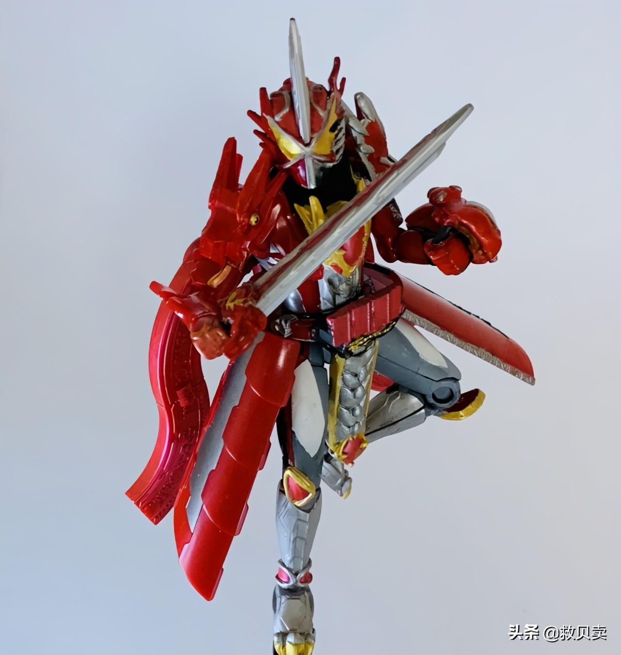 假面骑士圣刃魔改手办,假面骑士克罗兹手办改造