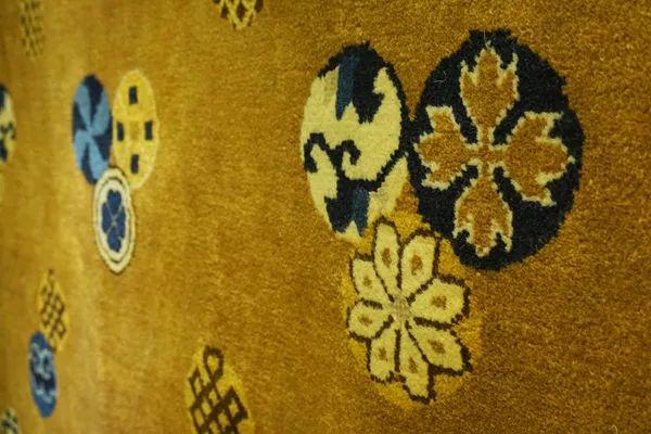 他给故宫做地毯，复原“脚下的软黄金”，重现2000多年前的美