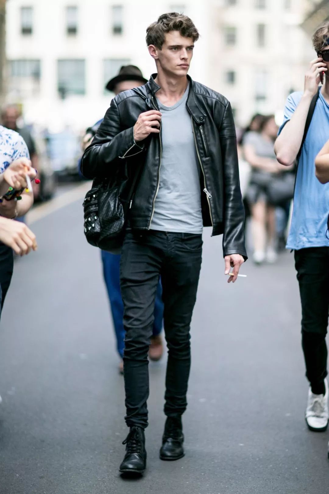 不撸铁可以练出肌肉吗,不撸铁能锻炼出翘臀吗