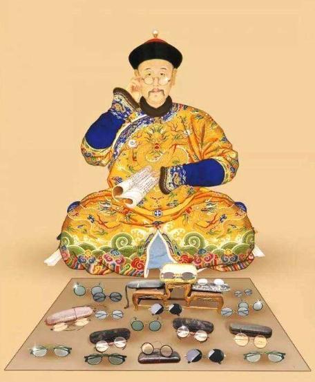 几千年才出这么一个奇葩：因为近视眼丢了性命