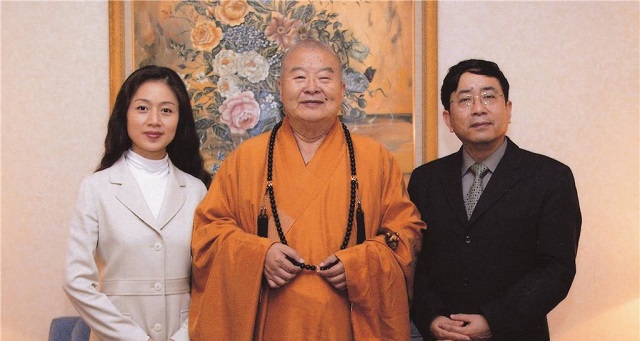 余秋雨第一任妻子李红个人简历,余秋雨第二任妻子马兰现状