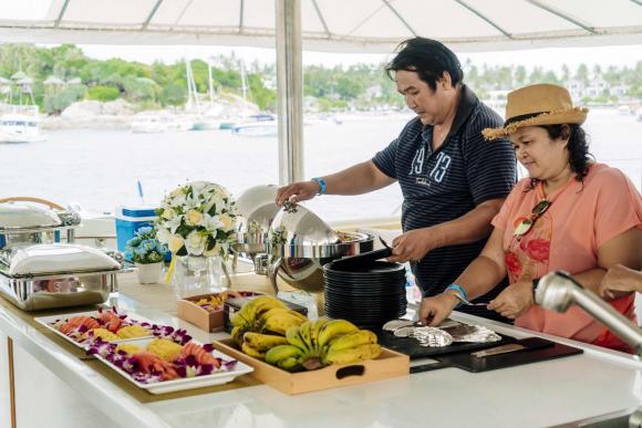 去年单店卖出2.7亿元,这只“懒猫”用这几招拿下泰马目的地旅行