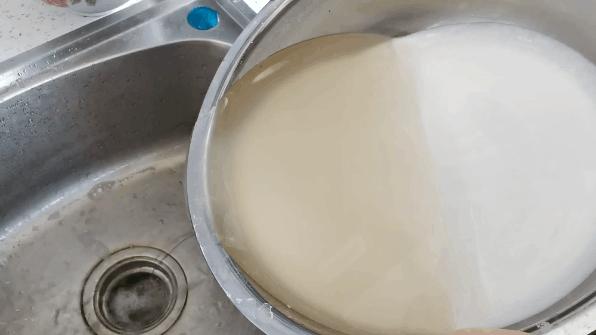 懒人凉皮面糊要注意什么,平底锅凉皮做出来发粘开裂