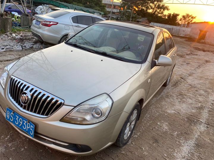 别克凯越车泡水修花了3万多,13年水淹车