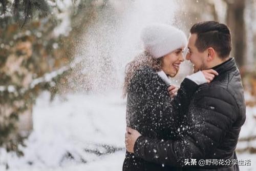 男人特别想念一个女人时会如何,男人想念一个女人的过程