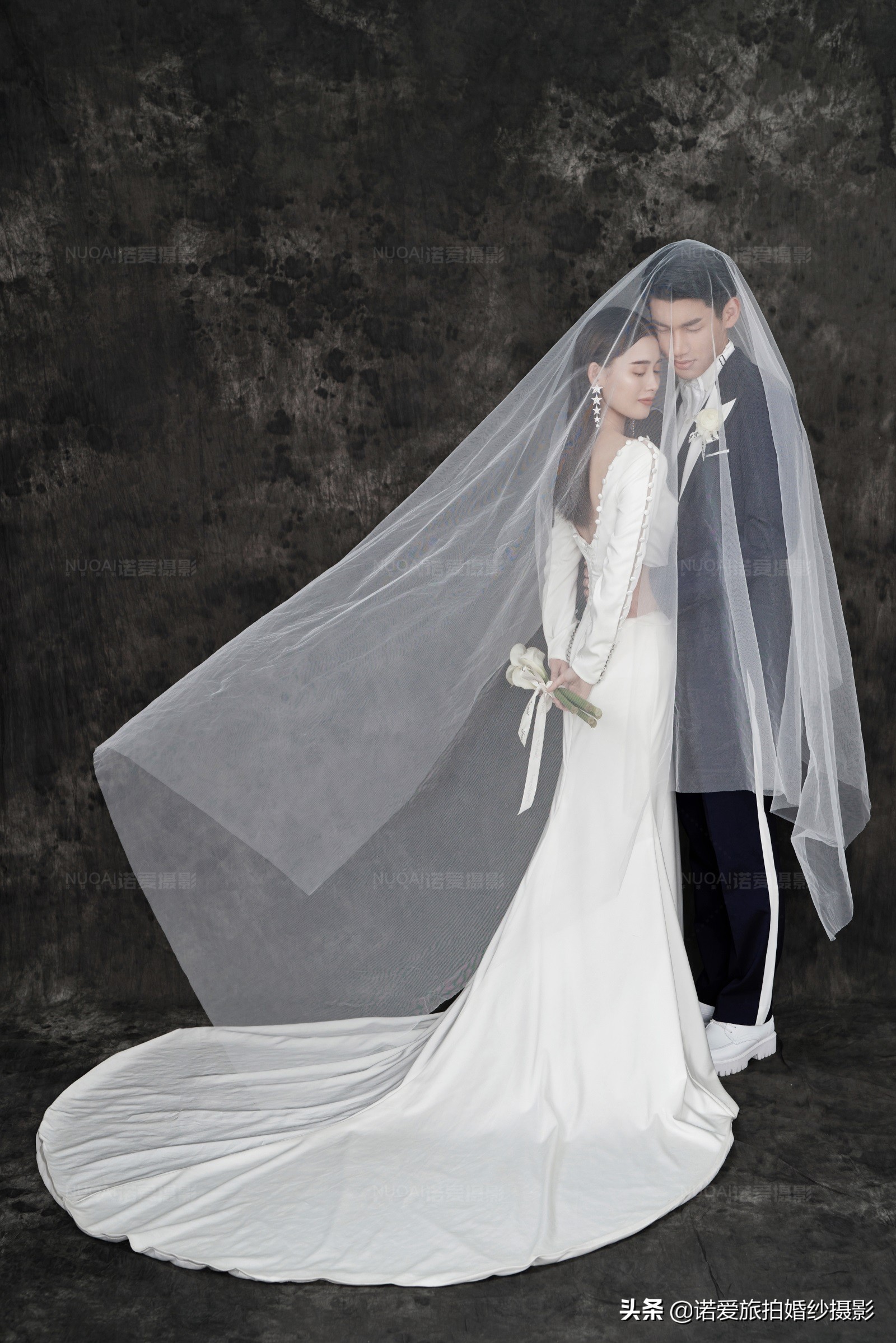 不一样的婚纱照拍摄俏皮又清新,冷暖色婚纱照