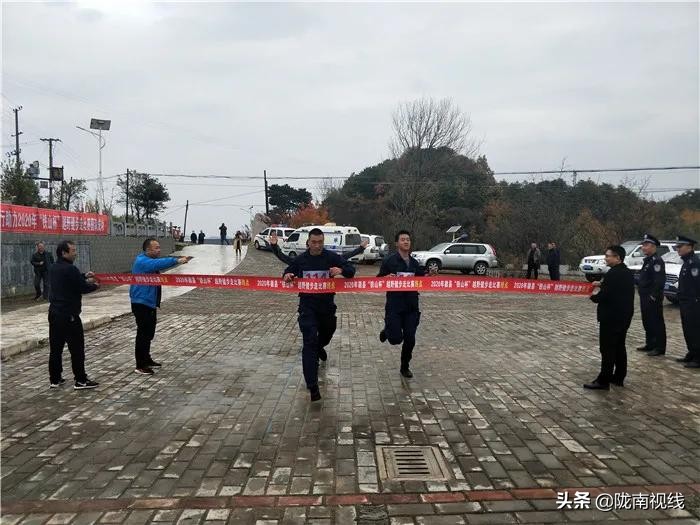 闄囧崡椋庡摜璧勮,椋庡摜寰掓鐩存挱