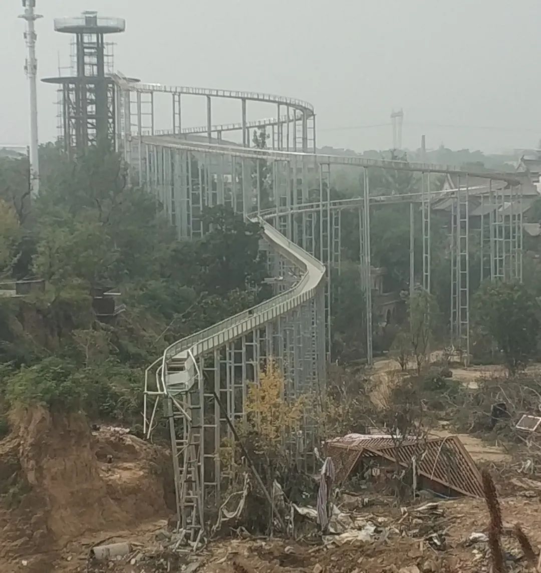 郑州建业足球小镇怎么走,建业足球小镇受灾