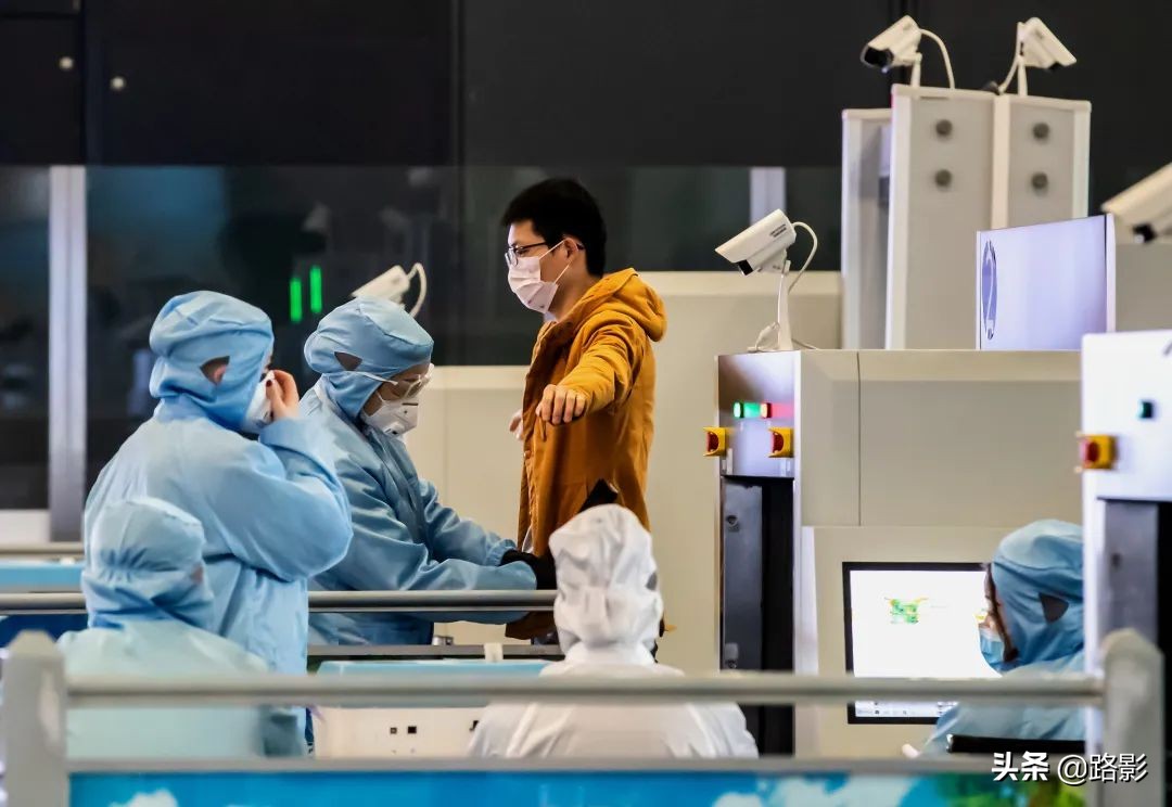 战疫情保春运铁路警察在行动,抗击疫情守护平安摄影征稿