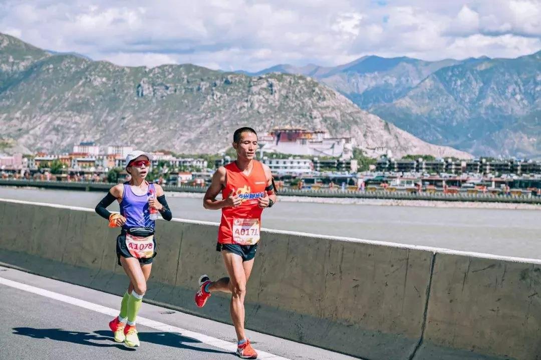 跑步把脚磨起泡怎么办,跑步脚起泡怎么回事