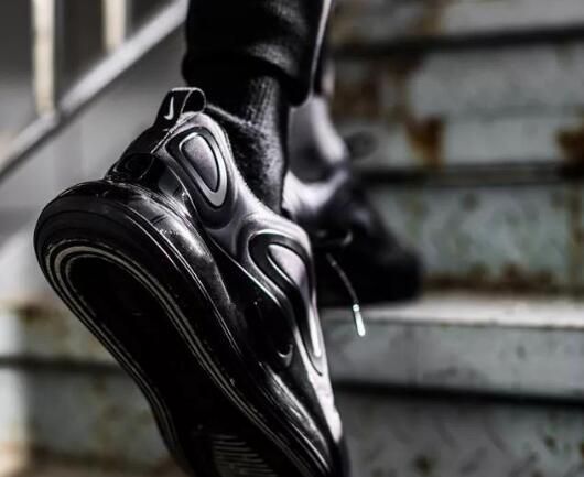 airmax720新鞋多少钱,airmax720变色龙鞋帮很硬