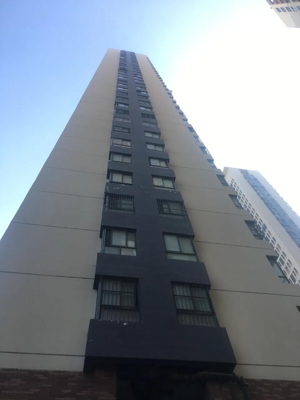 5个月婴儿被砸后续,4个月的婴儿被东西砸到头了