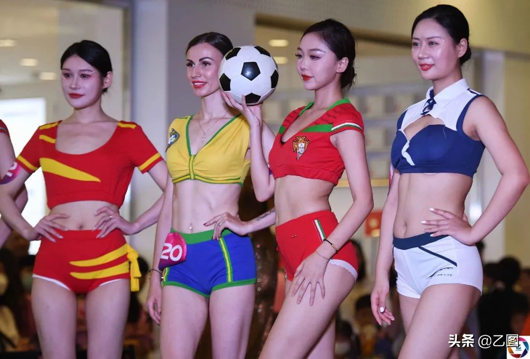 欧洲杯足球小姐姐,2016欧洲杯模特