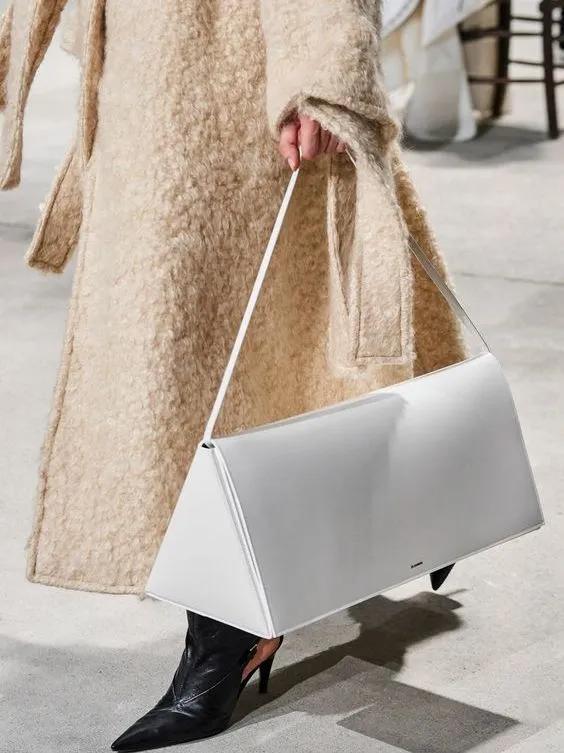 一周旅行包包推荐,小众包包百搭实用推荐品牌