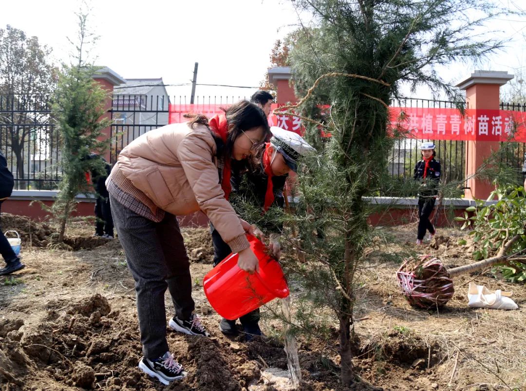 施河镇中心小学,施河中心小学