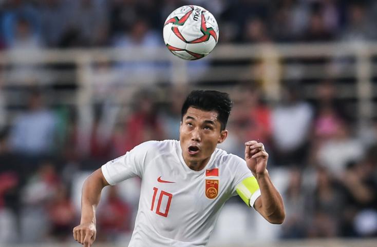 郑智接班人：穿10号球衣，除门将外可踢所有位置，今天被足协选中