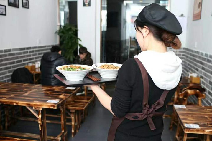 小餐饮店怎么做生意好赚钱,小餐饮店怎么做营销推广