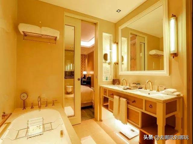 青岛嘉年华万丽宾馆 (青岛市嘉年华万丽酒店)