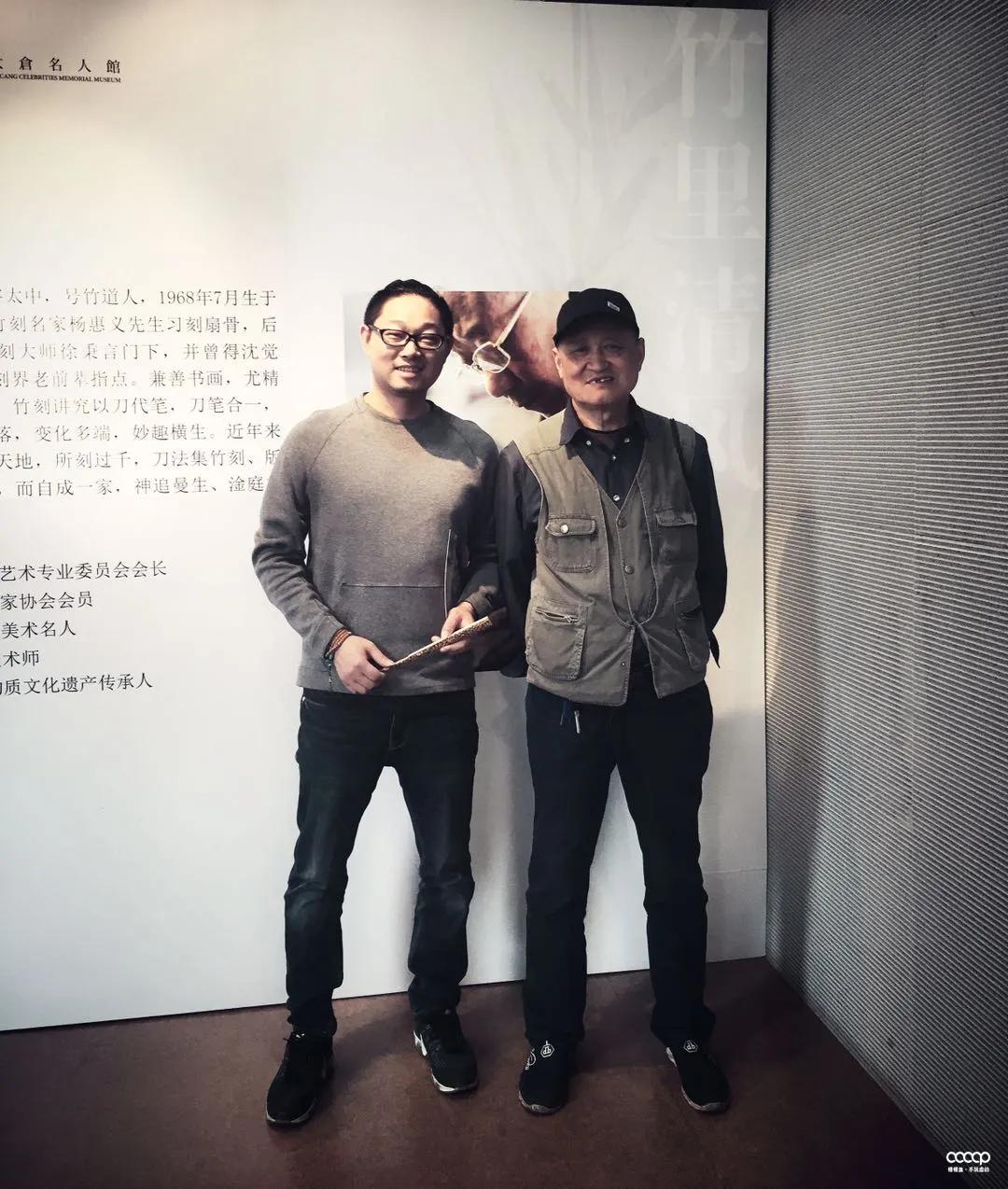 折扇几百到几万,几百到几千的折扇