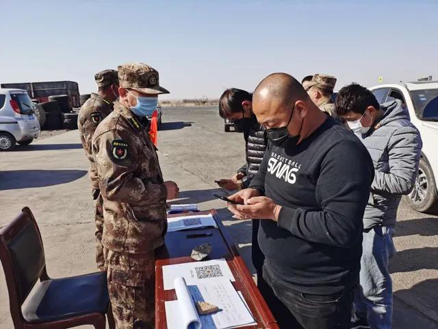 抗击疫情关怀慰问战疫一线民辅警,慰问我市抗疫一线工作者