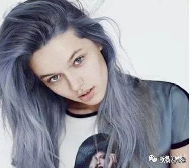 谭松韵蓬松的头,谭松韵摘掉眼镜打扮后惊艳出场