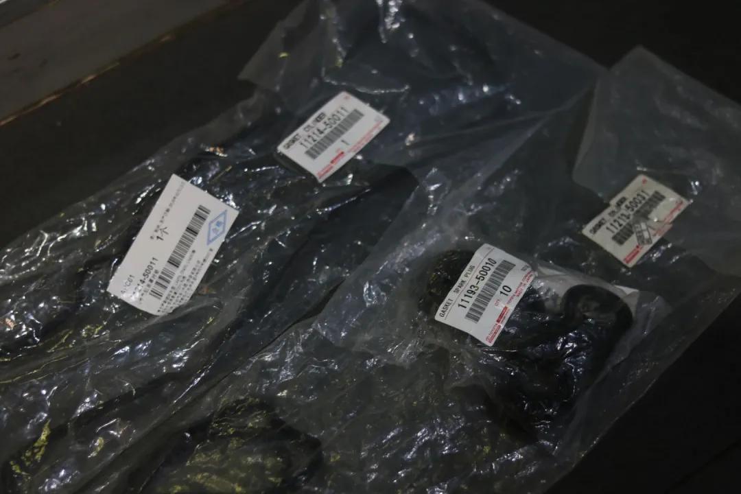 老车翻新：翻新05年残破的雷克萨斯LS430，百万老车，满血复活