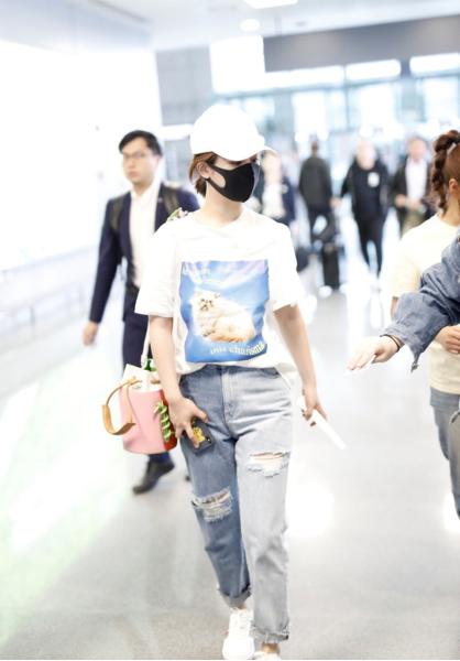 杨紫最新造型同款穿搭,杨紫最近的穿搭还真是进步神速