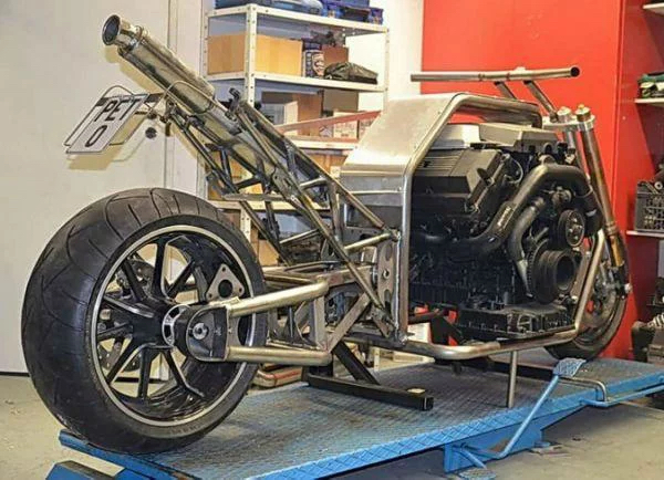 抗衡h2r的摩托车,宝马h2r摩托车