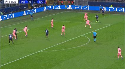 轻视射门员巴萨终尝苦果国米绝世杀手伊卡尔迪狠抽宇宙流巴掌！