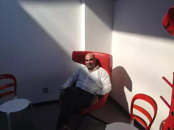 厉害了，这才真正的日光灯，光线再不好的屋也能享受阳光普照了！