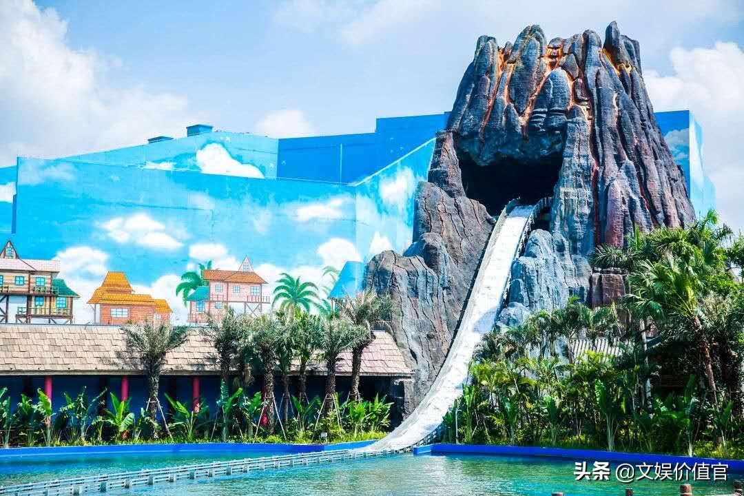 你还在对抗“热浪”？我们都去“冲浪”了