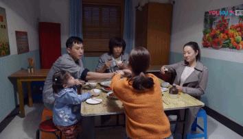 中年危机演员,中年演员年轻时违和感